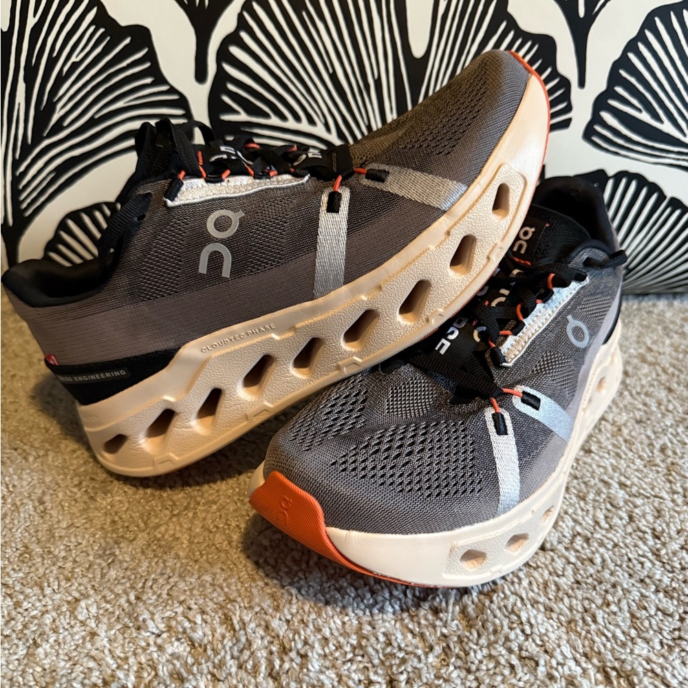 On Running Men's Black and Cream Cloudeclipse Athletic Shoes